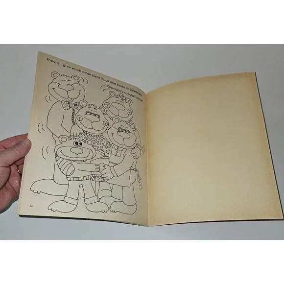 VTG Thanksgiving Surprise Paperback A Book To Read and Color Watermill Press - Picture 9 of 9